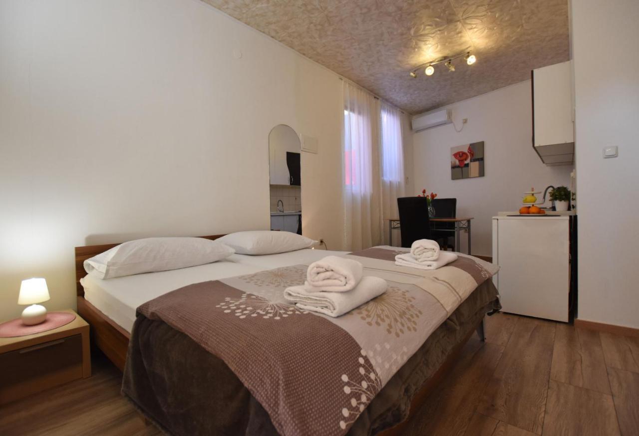 Apartments Atm Šibenik Exterior foto